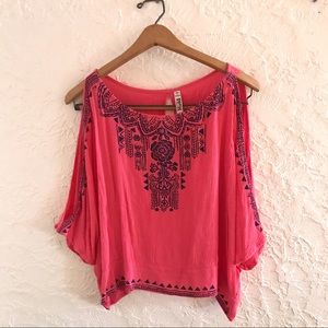 Mudd pink blue floral Aztec pattern top